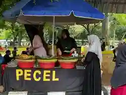 Pedagang di Ragunan Berterima Kasih Karena Mendapatkan Keuntungan Lebih Selama Libur Lebaran